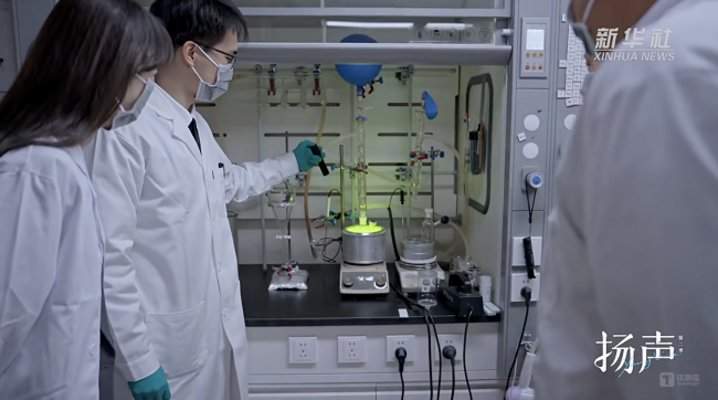 光刻技术 “跨界” 屏幕制造：维信诺 ViP 技术的底层突破 