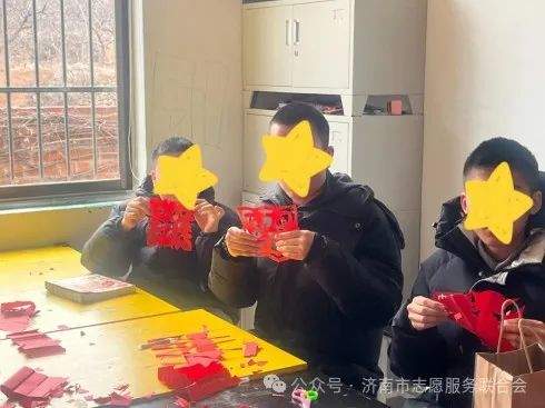 春节前夕用爱心温暖群众心 泉城义工各志愿服务团队开展 “一老一小一新”志愿服务系列活动