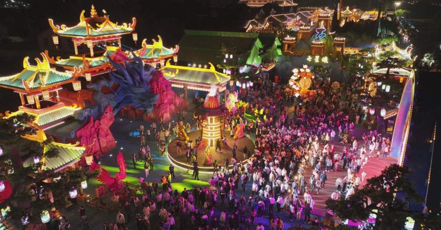 一年四季 泉在济南