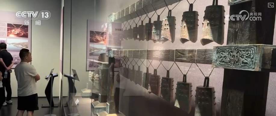 文博观展热潮不减暑期“加时” “科技+文博”让考古成果“活”起来