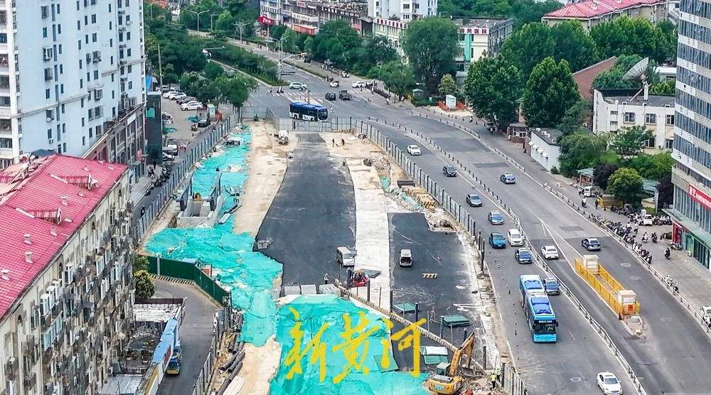 济南地铁6号线北坦站出入口揭面纱，地面道路将逐步恢复