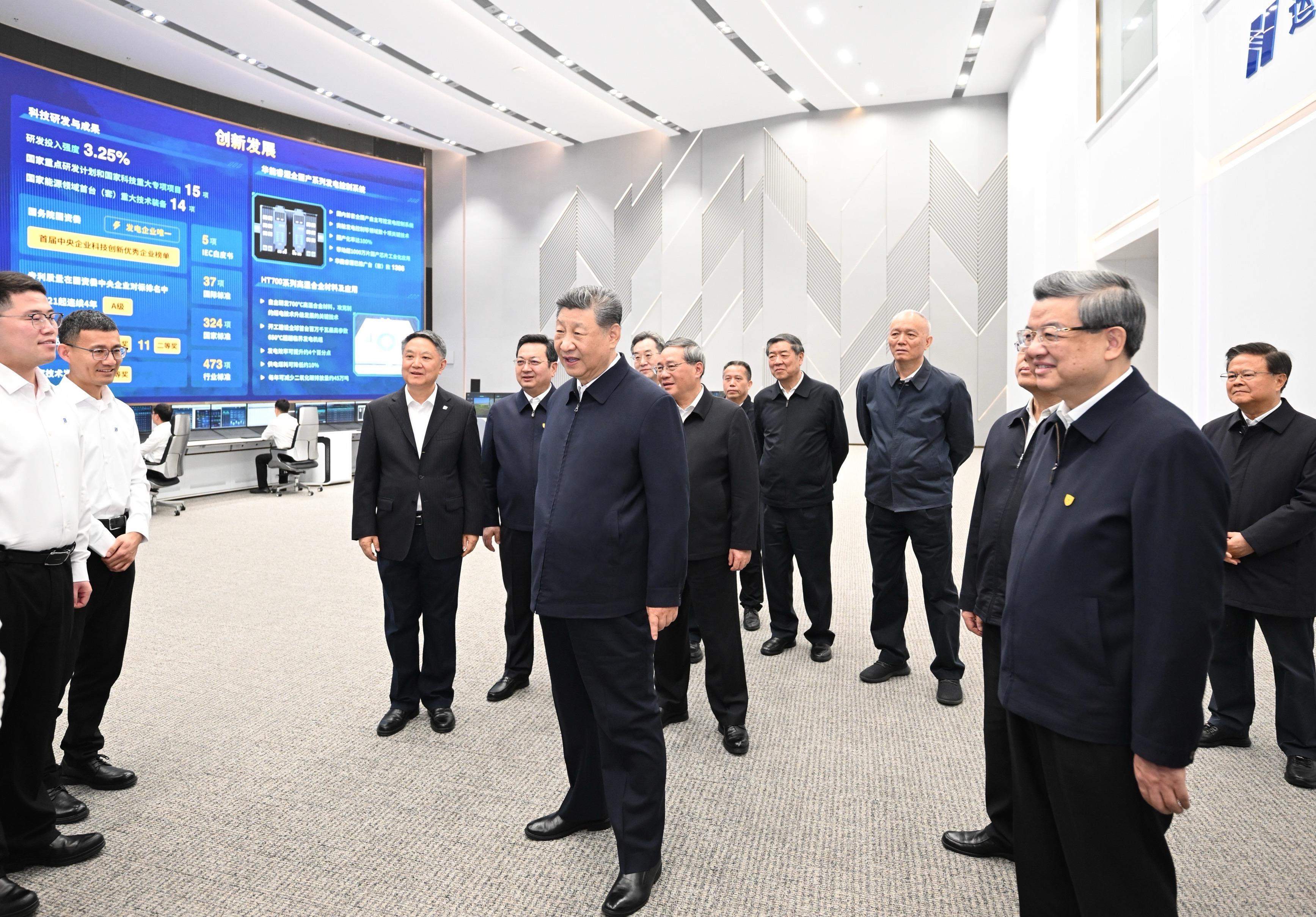 时政微观察丨从这些生动比喻感悟正确政绩观