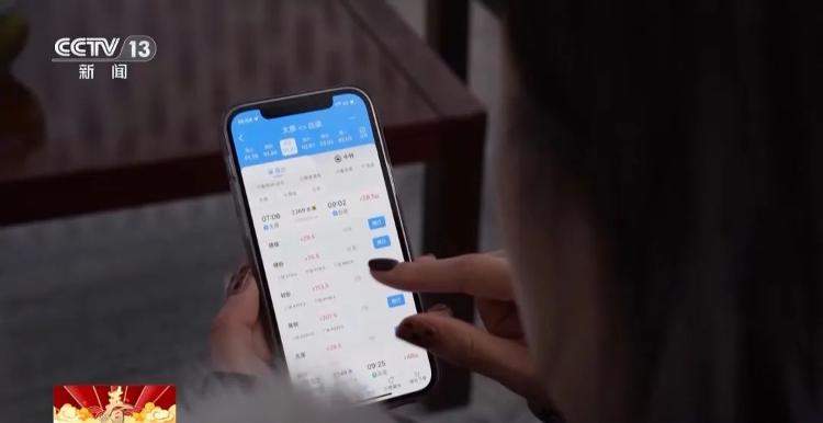 冲上热搜!春运期间退票为啥这么贵?