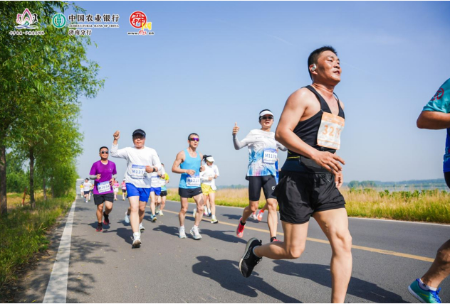 享半马激情 品水乡白云——2024济南市章丘区白云湖半程马拉松赛圆满落幕