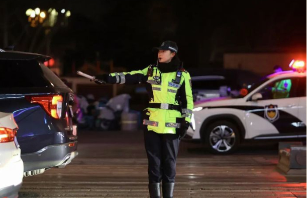 元宵赏灯出行提示：趵突泉周边将采取弹性交通管制