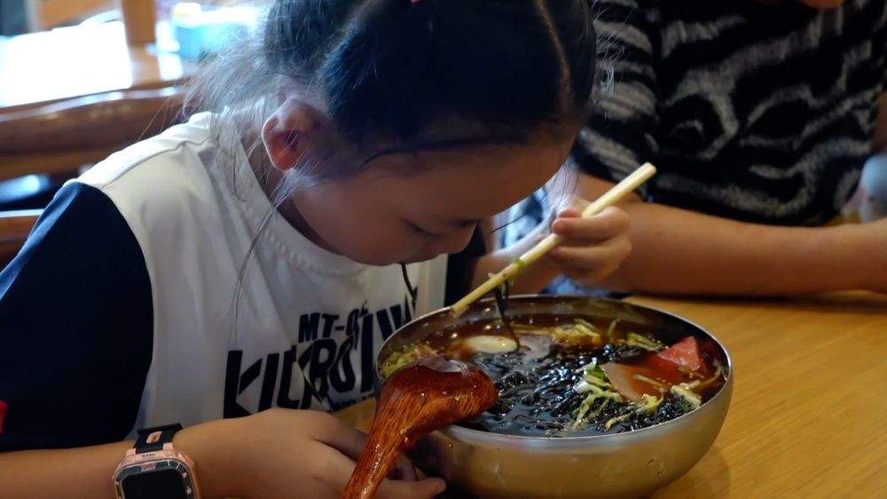 暑期经济多点开花：文化消费、避暑经济、研学热潮共燃夏日活力