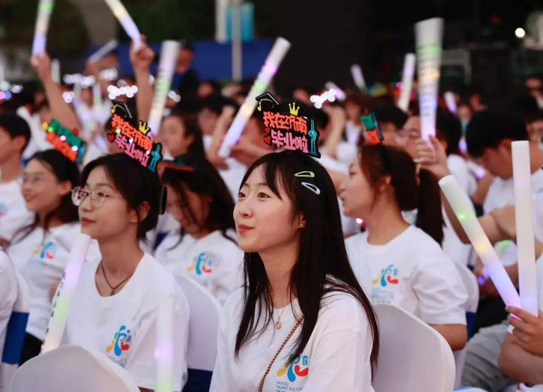 市委书记表态“有求必应、无事不扰”，看出济南格局！