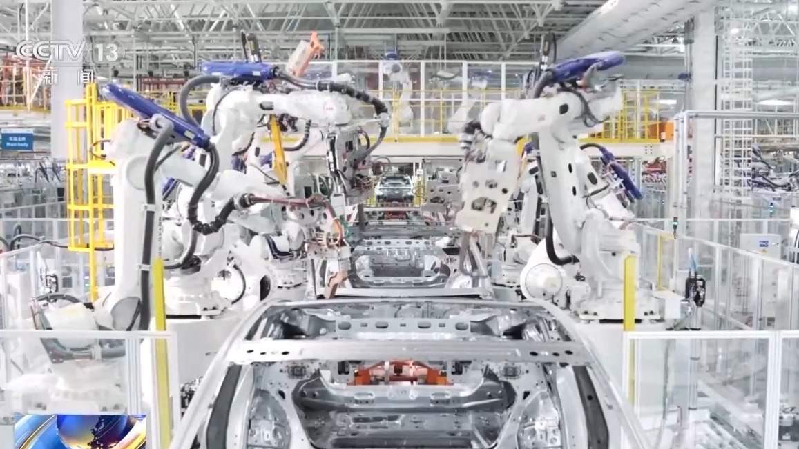 新能源汽车保费高、投保难？多项措施将于年内落地生效