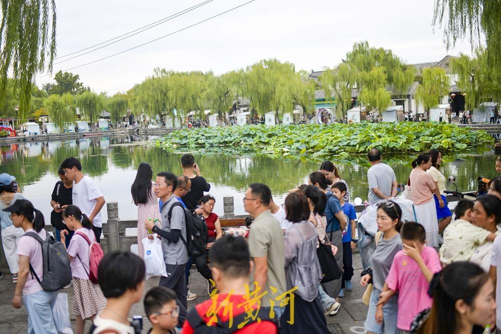 天气转凉，泉城旅游迎来“高温”模式