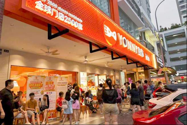 战略布局烫捞新品，鱼你在一起北京亦庄龙湖天街店焕新升级
