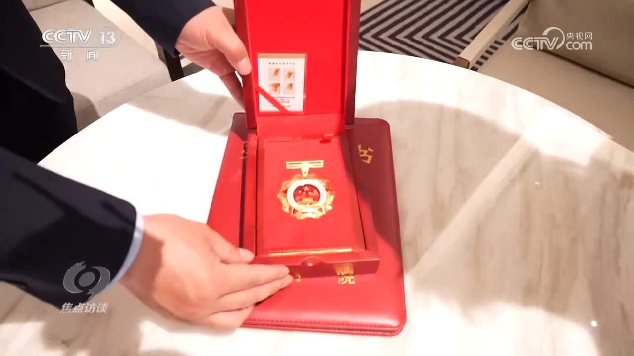 焦点访谈｜微光成炬！平凡岗位上的劳动者描绘奋进的中国