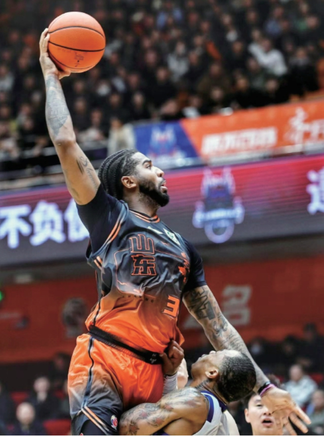 主场回归首战，山东男篮爆冷掀翻卫冕冠军