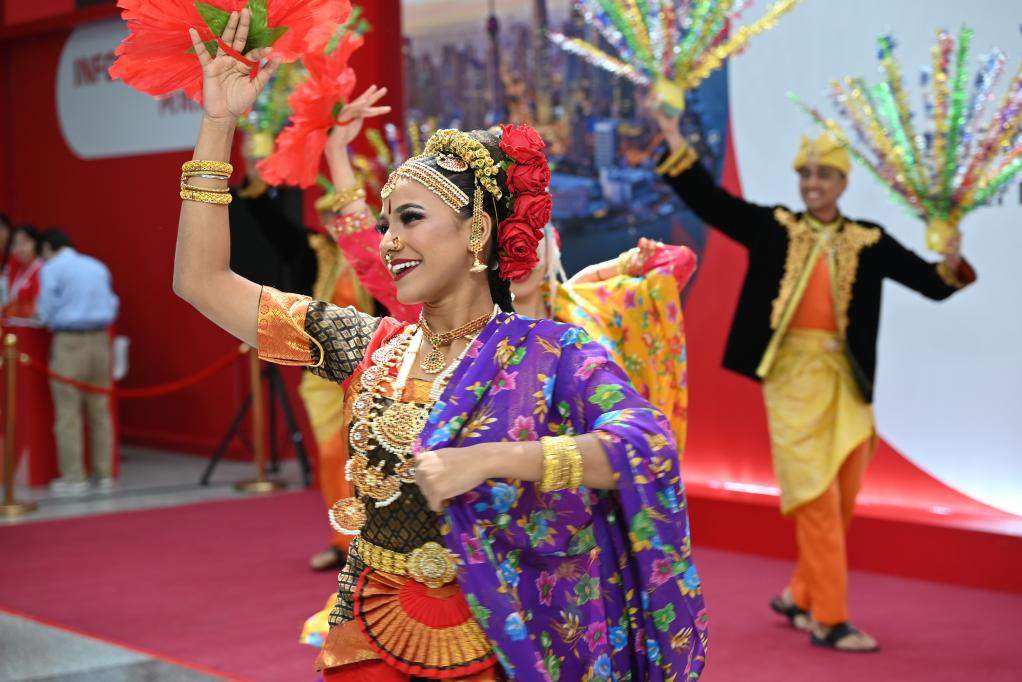 我国入境游、出境游持续升温