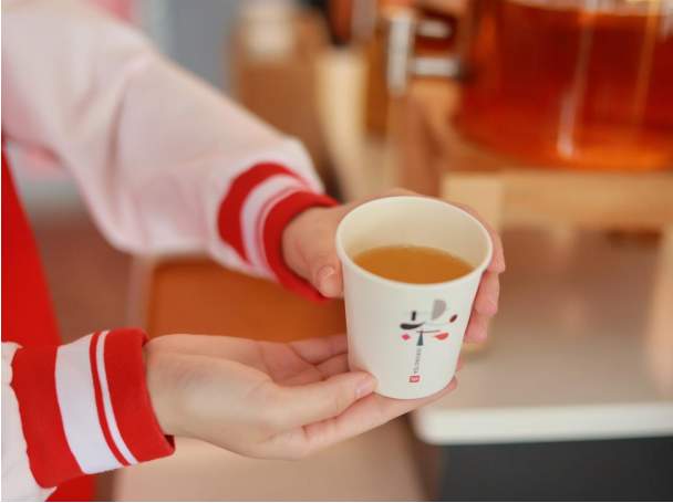 从功能满足到情感共鸣：柏曼酒店用一杯茶演绎品牌服务温度