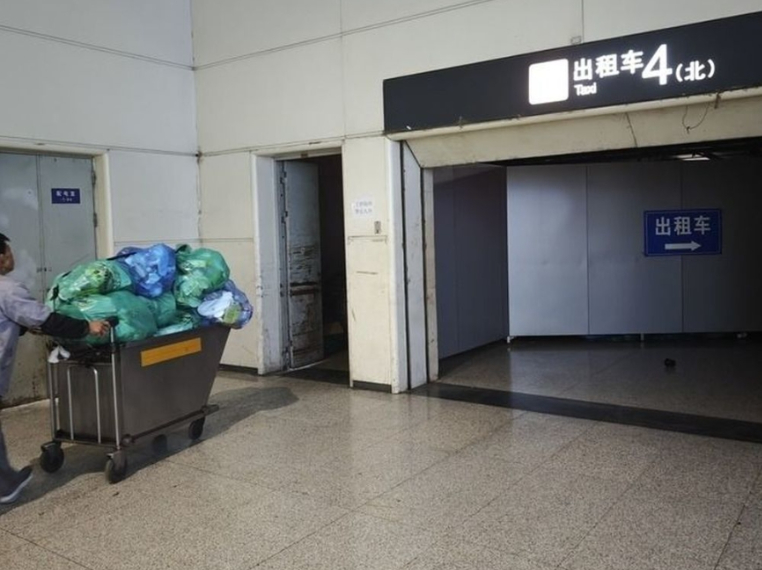 济南西站打车不再“被熏”：垃圾点拆除，将搭建专用通道