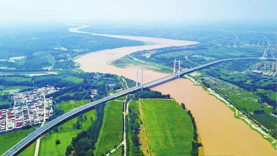 为谱写中国式现代化山东篇章贡献力量——习近平总书记视察山东重要讲话在全市干部群众中引发热烈反响