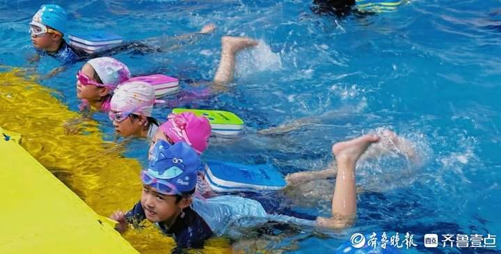 夏日觅清凉,暑期济南游泳场馆迎来“畅泳热”