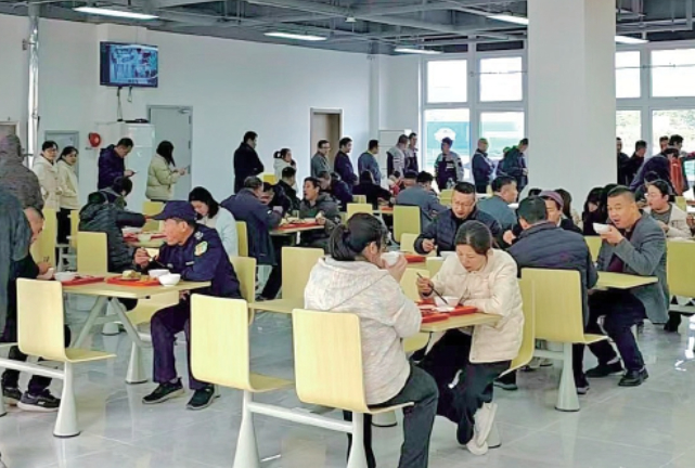 融媒·先锋｜是“左右邻”，也是“上下游”——一个产业园的社区进化论