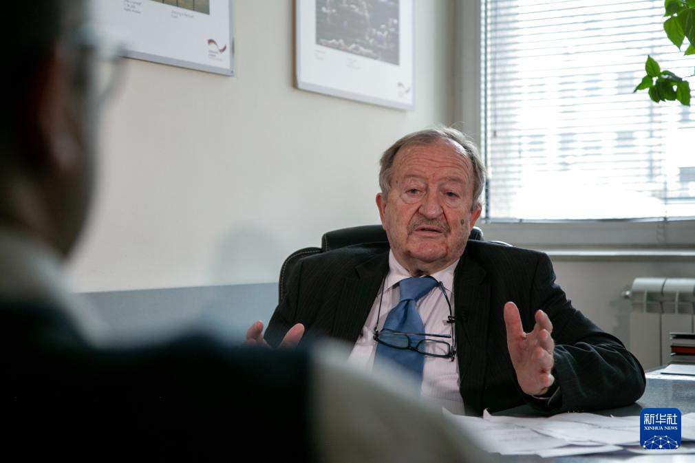 专访｜关注中国两会，借鉴中国经验——访塞尔维亚贝塔通讯社社长迪克利奇