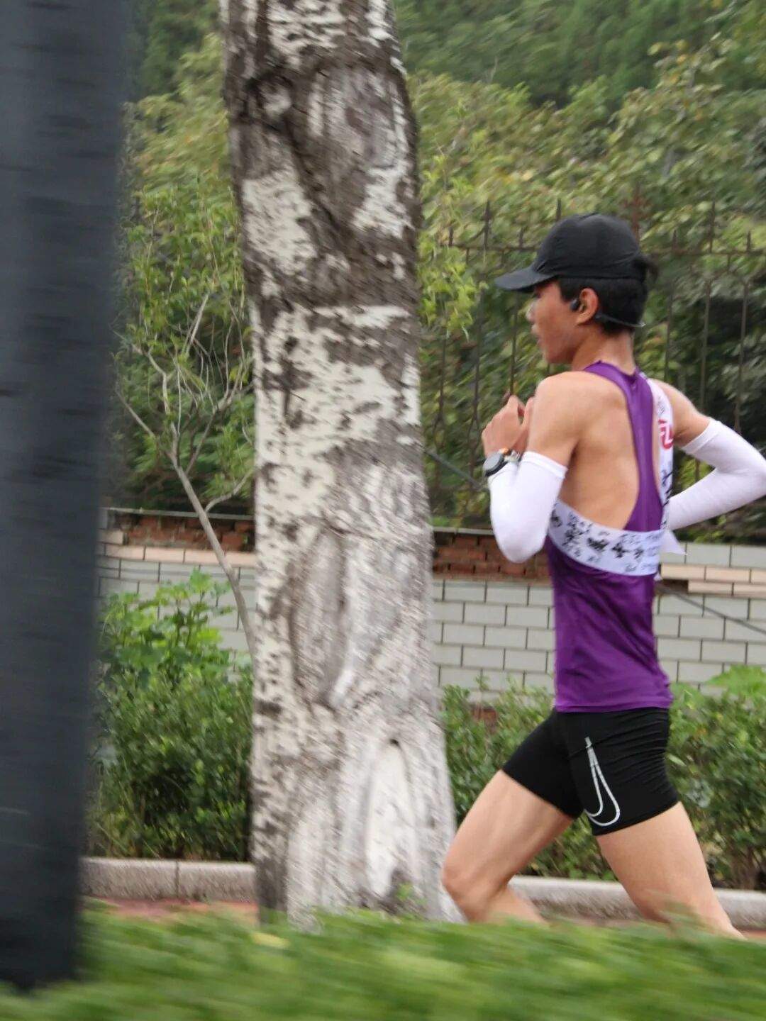 山大附中版强风吹拂!13名少年接力跑完成148.73公里“泰山驿传”