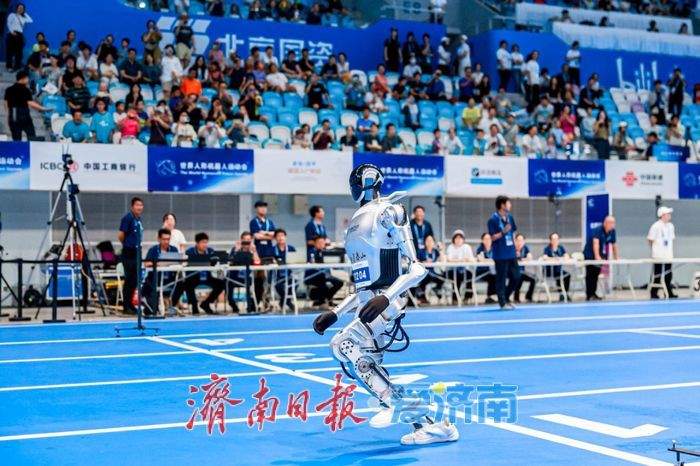 济南位列全国第五的多维透视