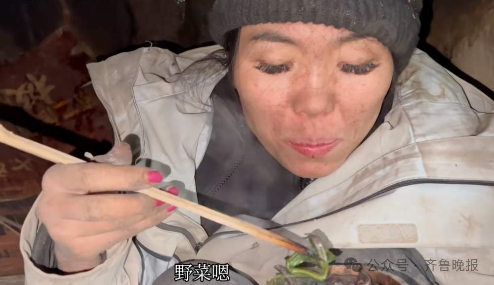 荒野求生第30天,“夺冠热门”退役特种兵退赛,此前已瘦25斤,身体达缺盐极限,“我觉得退出反而是一种胜利”