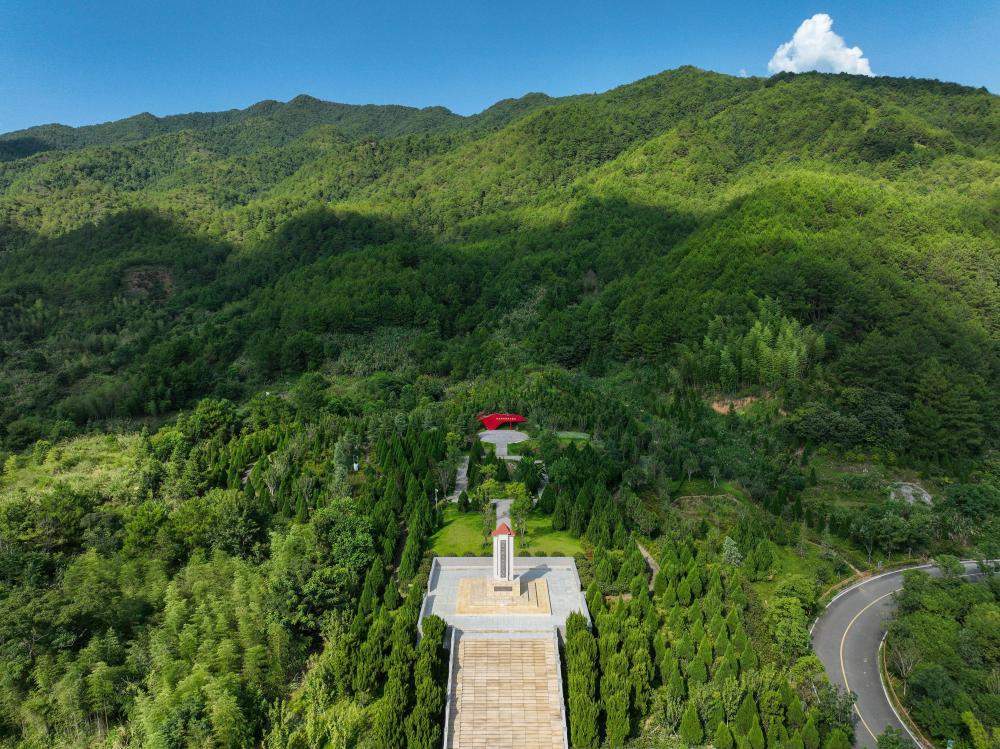 永远不要忘记老区，永远不要忘记老区人民