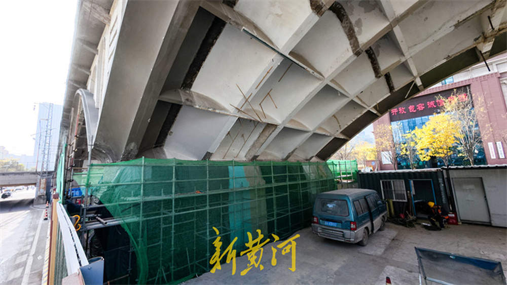 天桥桥墩开启加固施工，百年交通枢纽焕新升级