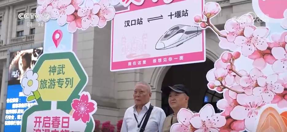 4月29日4时10分,我国在文昌航天发射场使用长征五号乙运载火箭/远征二号上面级,成功将卫星互联网低轨03组卫星发射升空,卫星顺利进入预定轨道,发射任务获得圆满成功。