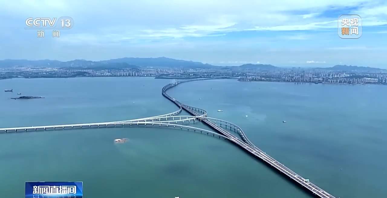 世界建设规模最大！胶州湾第二海底隧道主线隧道盾构掘进完成