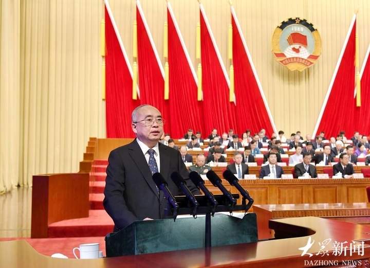 坚定扛牢“走在前、挑大梁”使命担当 为“十五五”开好局起好步贡献智慧力量 省政协十三届四次会议隆重开幕 林武讲话 周乃翔出席 葛慧君作常委会工作报告 林峰海主持 刘均刚作提案工作情况的报告