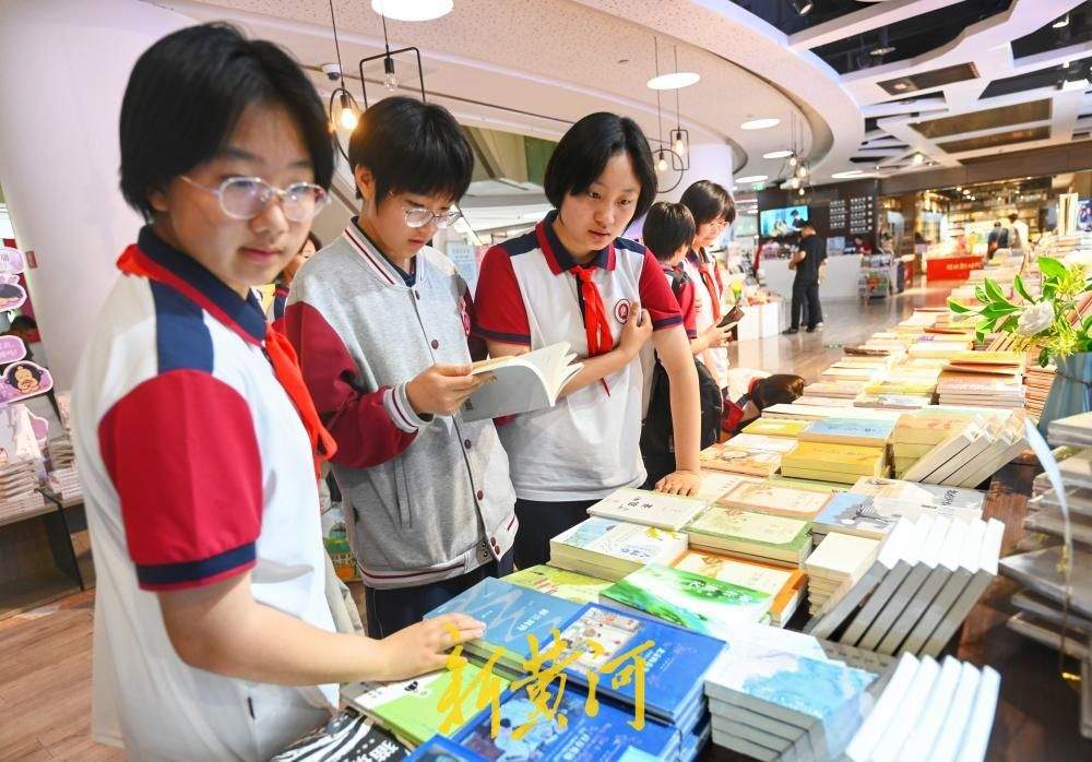 一年四季 泉在济南丨乐享假期 书香过“五一”