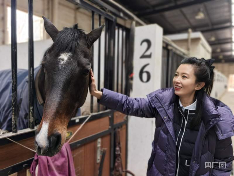马年寻马：策马扬鞭启新程 马术体验点燃文体消费新热潮