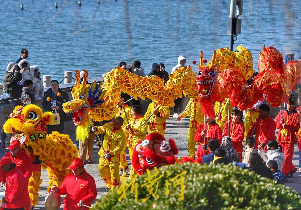 “泉”在济南过大年 
