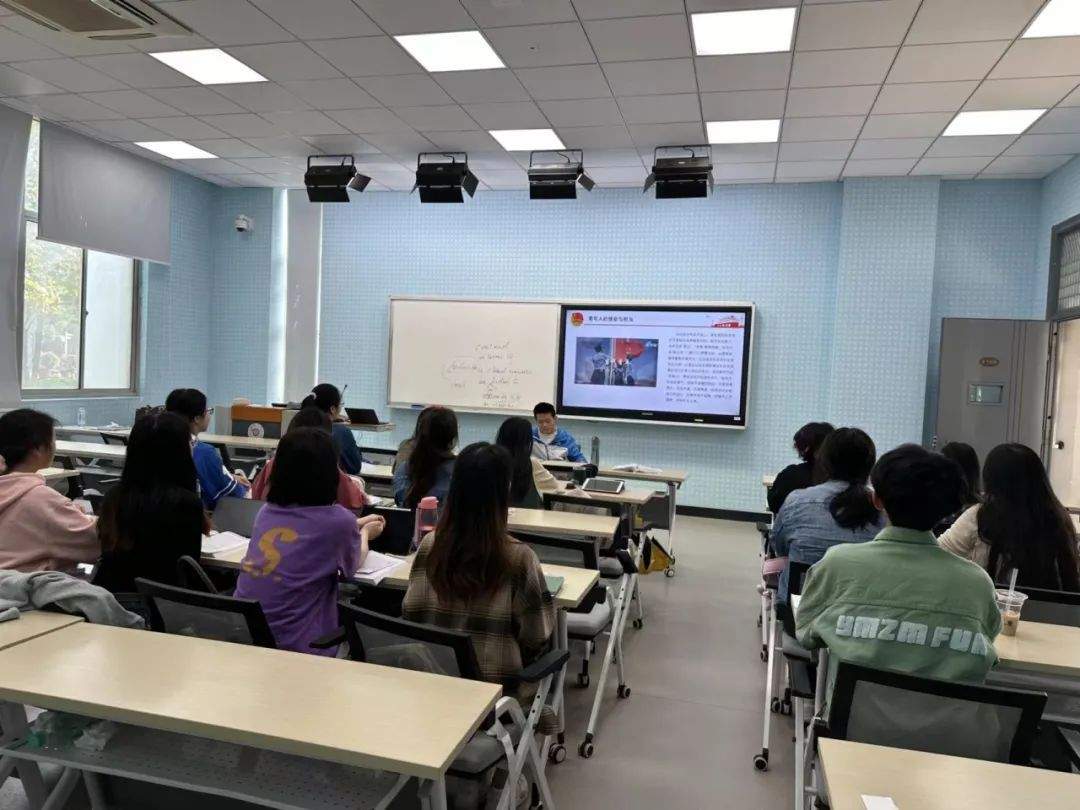 高考623分的脑瘫少年,毕业了!还保研了!