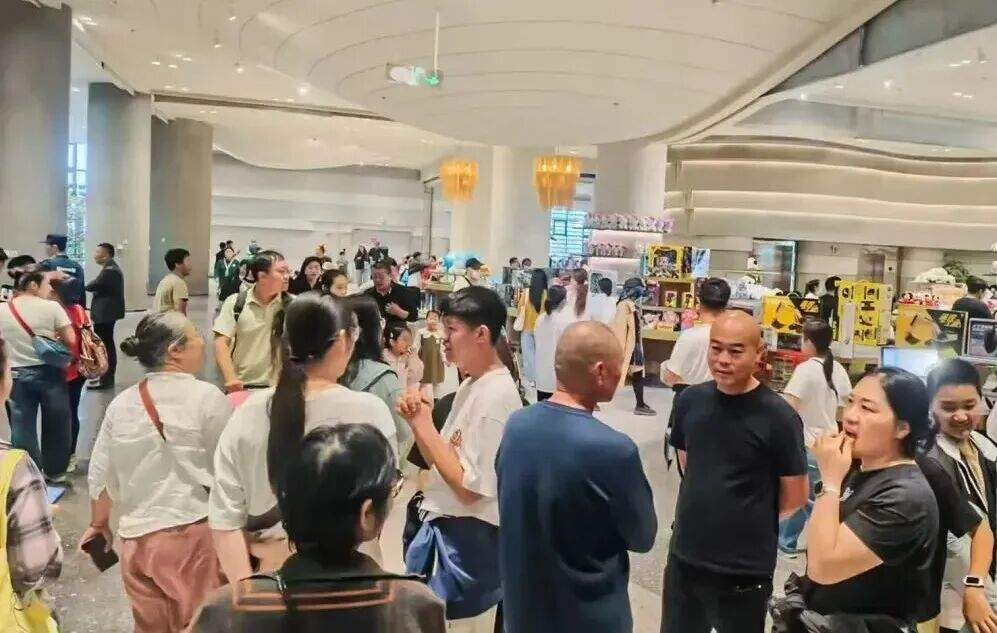 瀑布边喝咖啡还能学手艺？济南起步区焕新消费新场景
