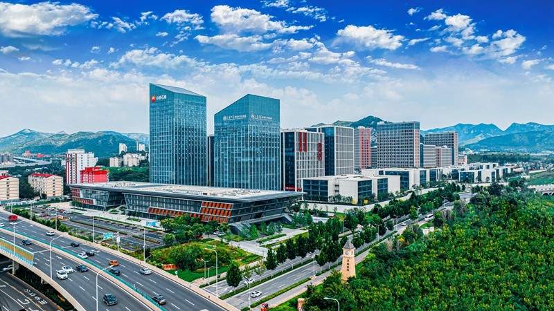 牢记嘱托、向“新”而行，加快推动济南高质量发展——奔驰在中国式现代化新征程上