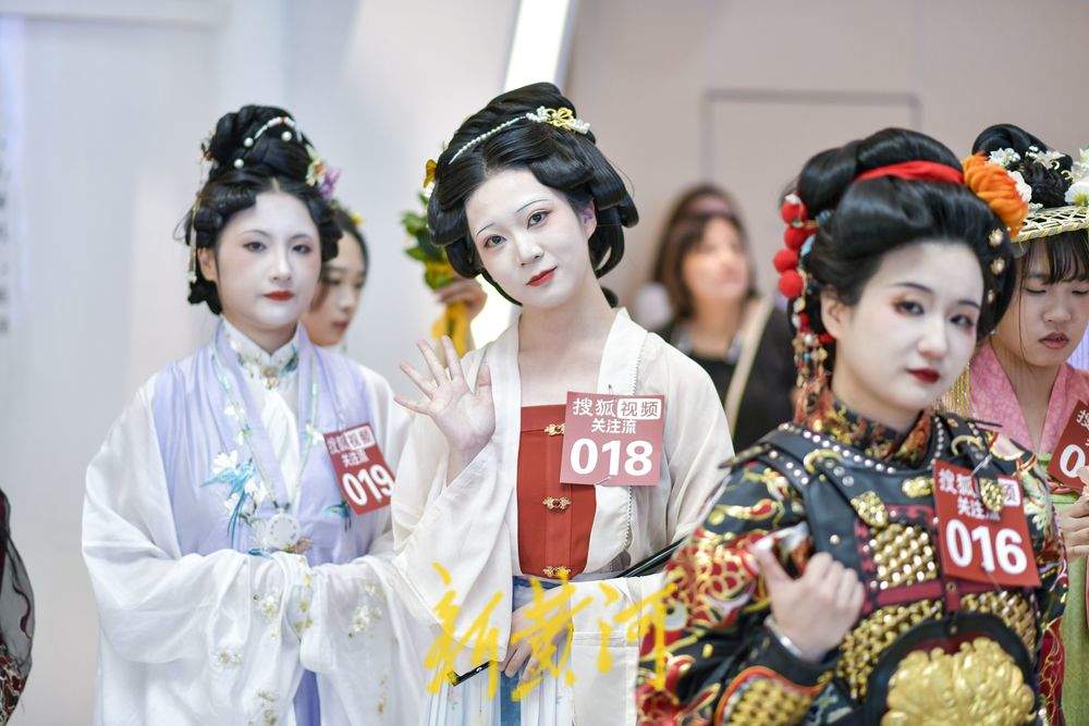 一年四季 泉在济南丨济南举办汉服模特大赛，展现华夏汉服之美