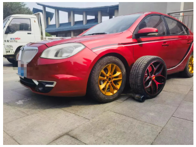 近日，济南街头 多人被查