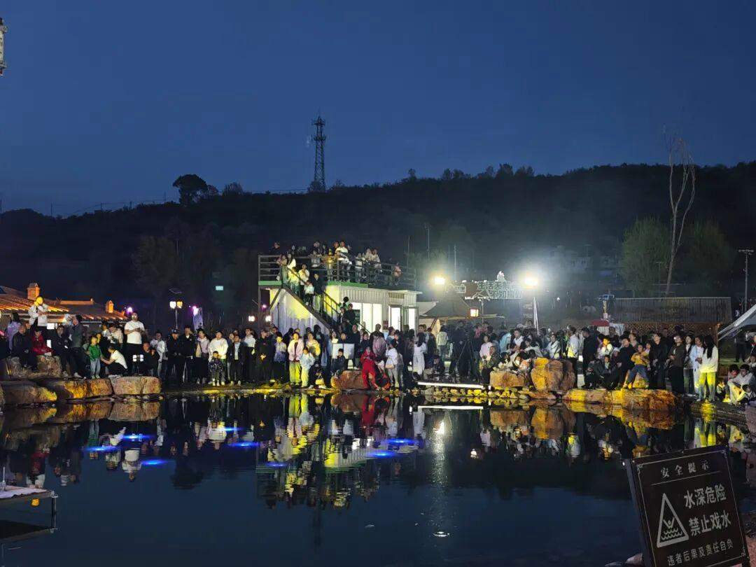 拼了!深山小村凭啥长出千万级产业