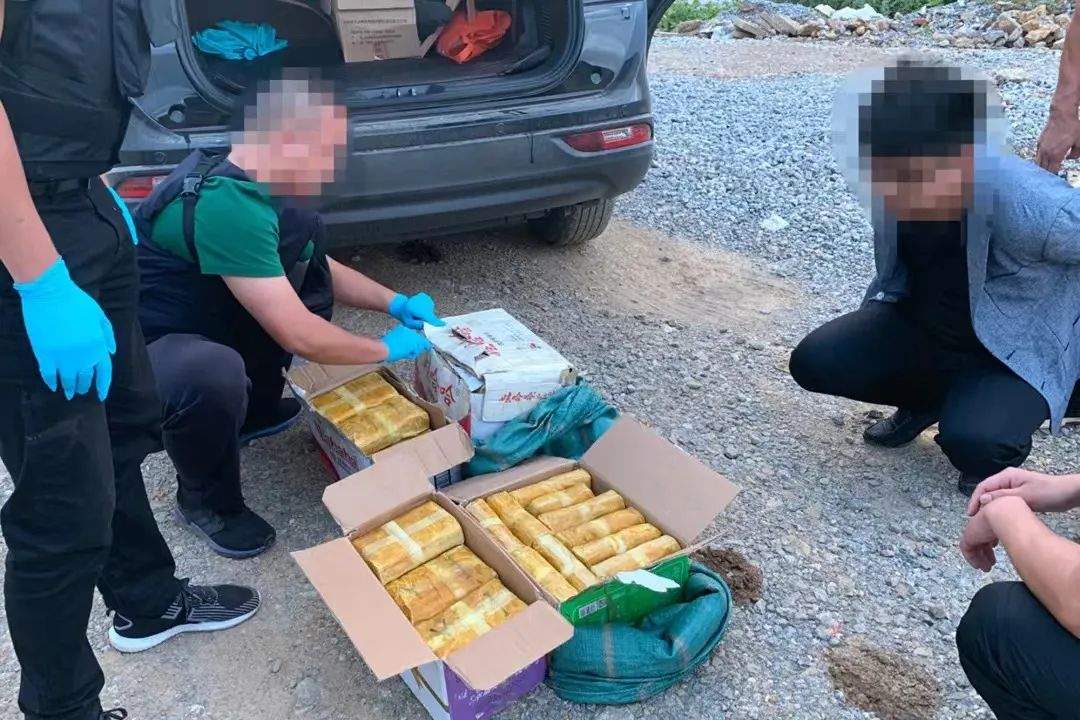 “不能露脸”的获奖者,全网刷屏!