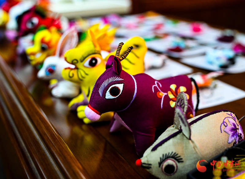 高天厚土看庆阳 香包盛会续传奇——写在第二十届庆阳香包民俗文化节开幕之际