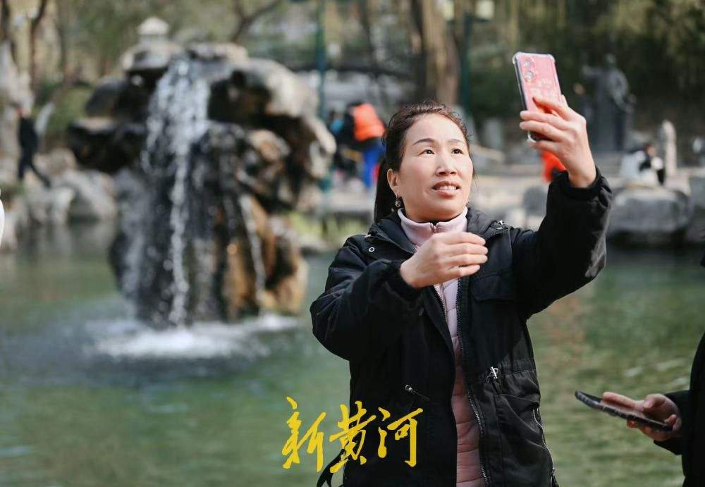 春日泉涌，“月牙飞瀑”胜景已持续近200天