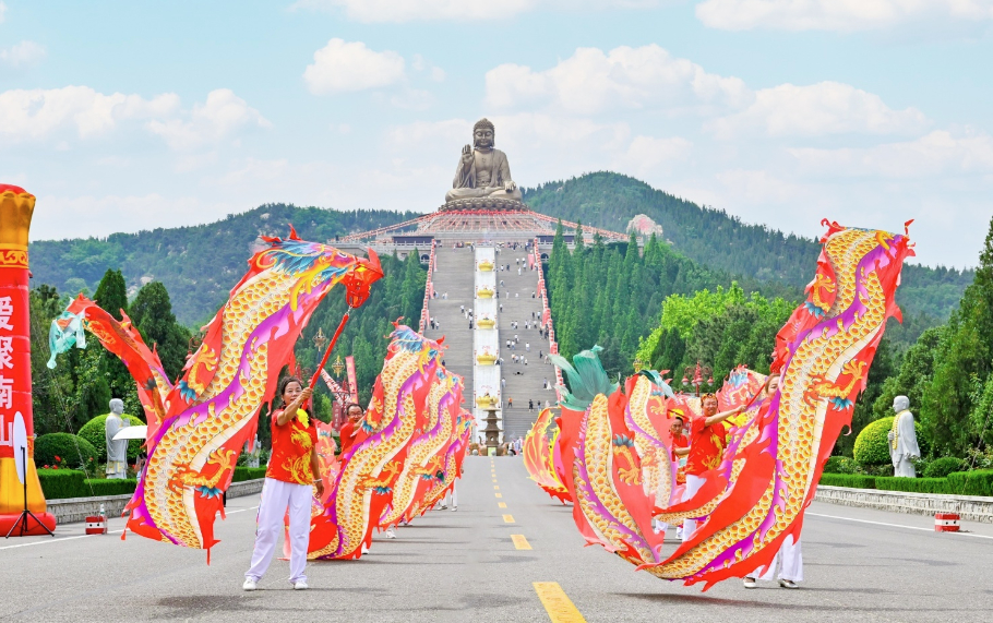 假期首日！来南山旅游景区，过地道端午节！