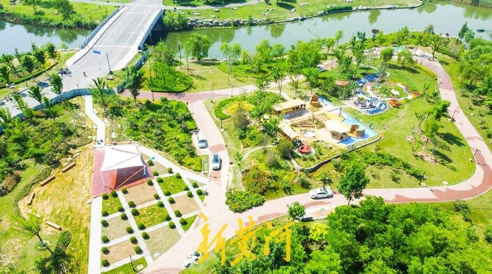 华山脚下再添亲子乐园 露营沙坑骑行道一应俱全