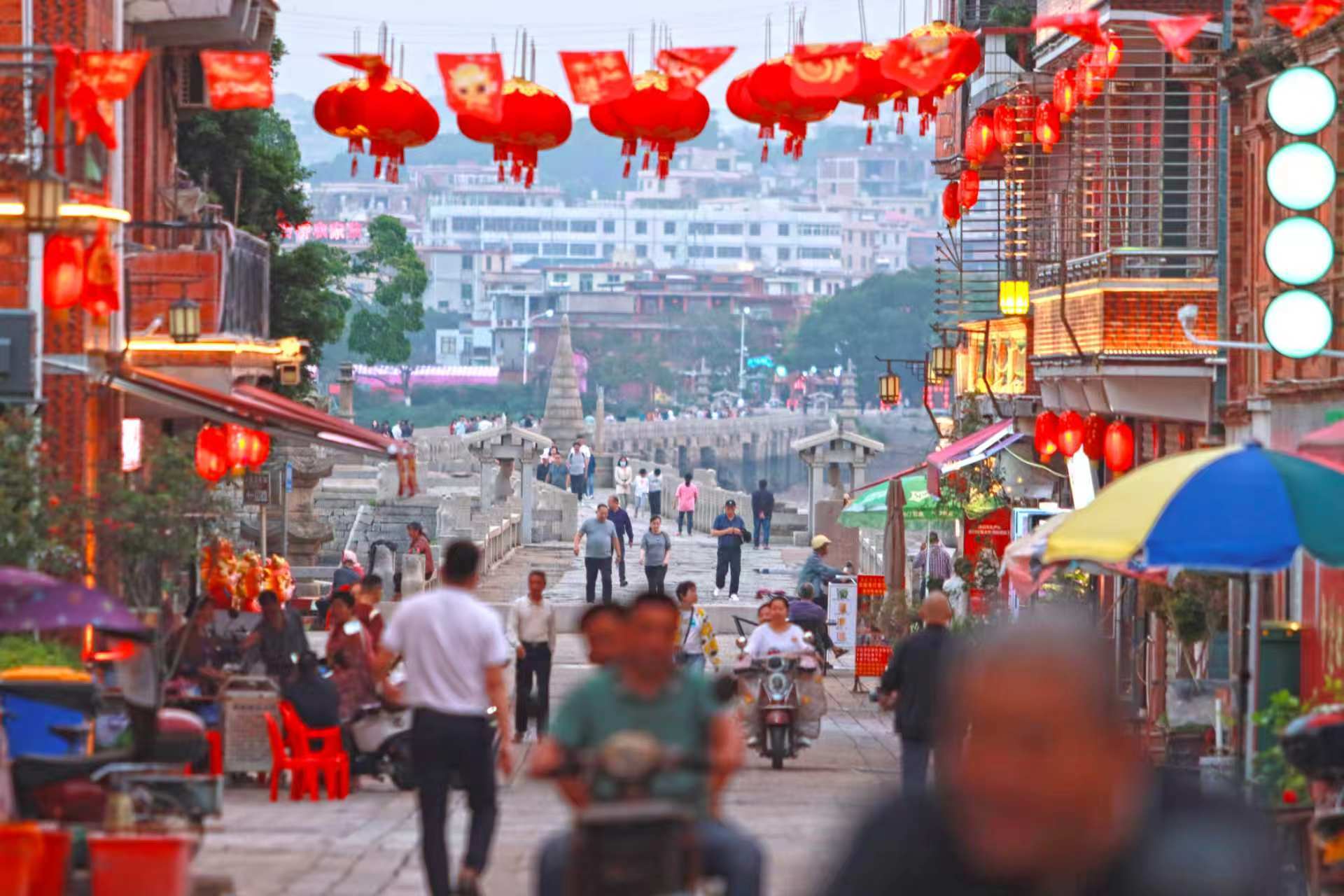 活力中国调研行 