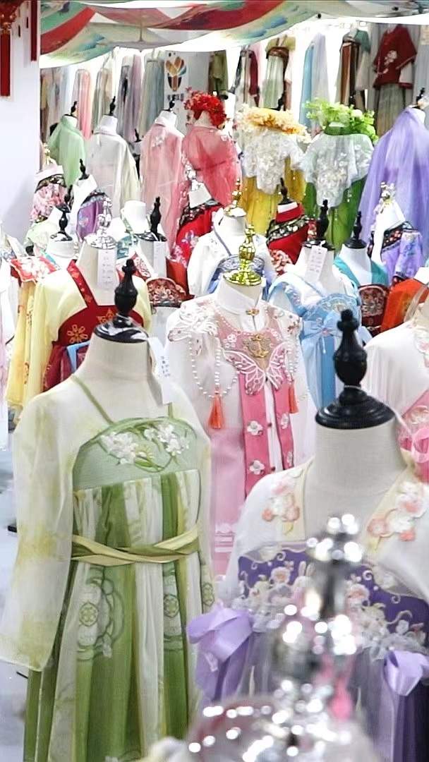 “镇”兴路上的菏泽：因地制宜兴产业 深入探索致富路