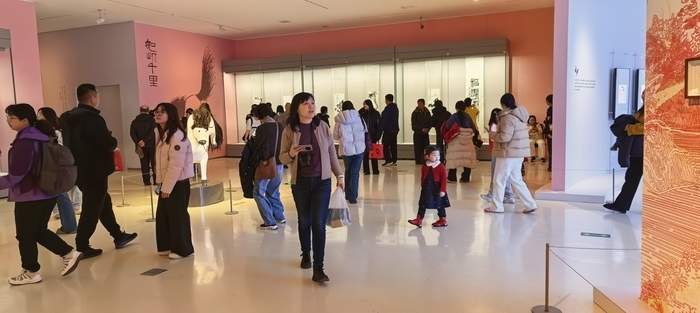 初二至初七连续六天不打烊，齐白石《十二属图》亮相山东美术馆