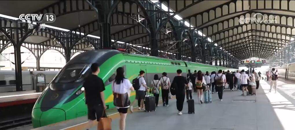 62天、8.6亿人次……2024年暑运启动