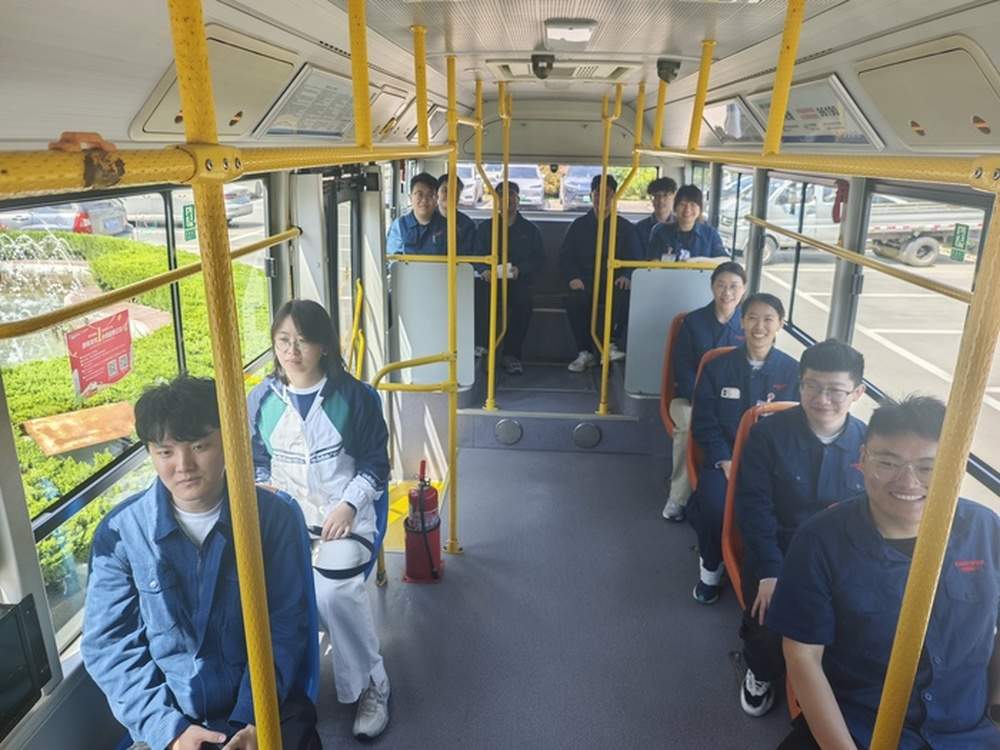 实探济南公交270路开通试运行首日：接驳地铁站，出行更方便